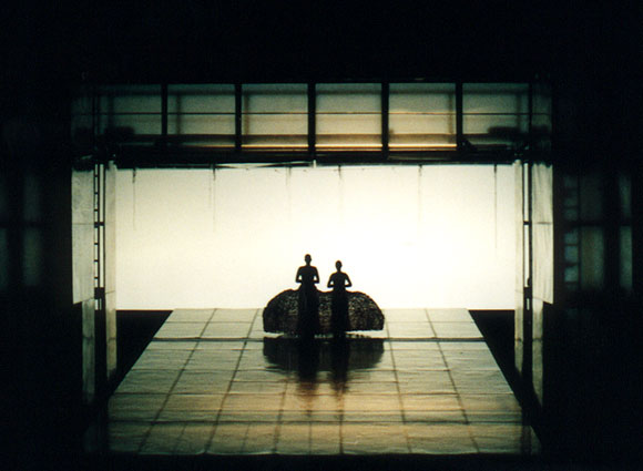 gormenghast_img02: title: gormenghast img02 author: donmartin supersets 1998 description: elise kaufman, sabine schnitzer keywords: renate martin, andreas donhauser, supersets, michael sturminger, irmin schmidt, opernhaus wupperthal